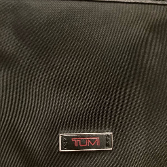 Tumi Voyageur Positano Convertible Crossbody Waist Pack Bag Nylon Black Like New - Picture 7 of 10